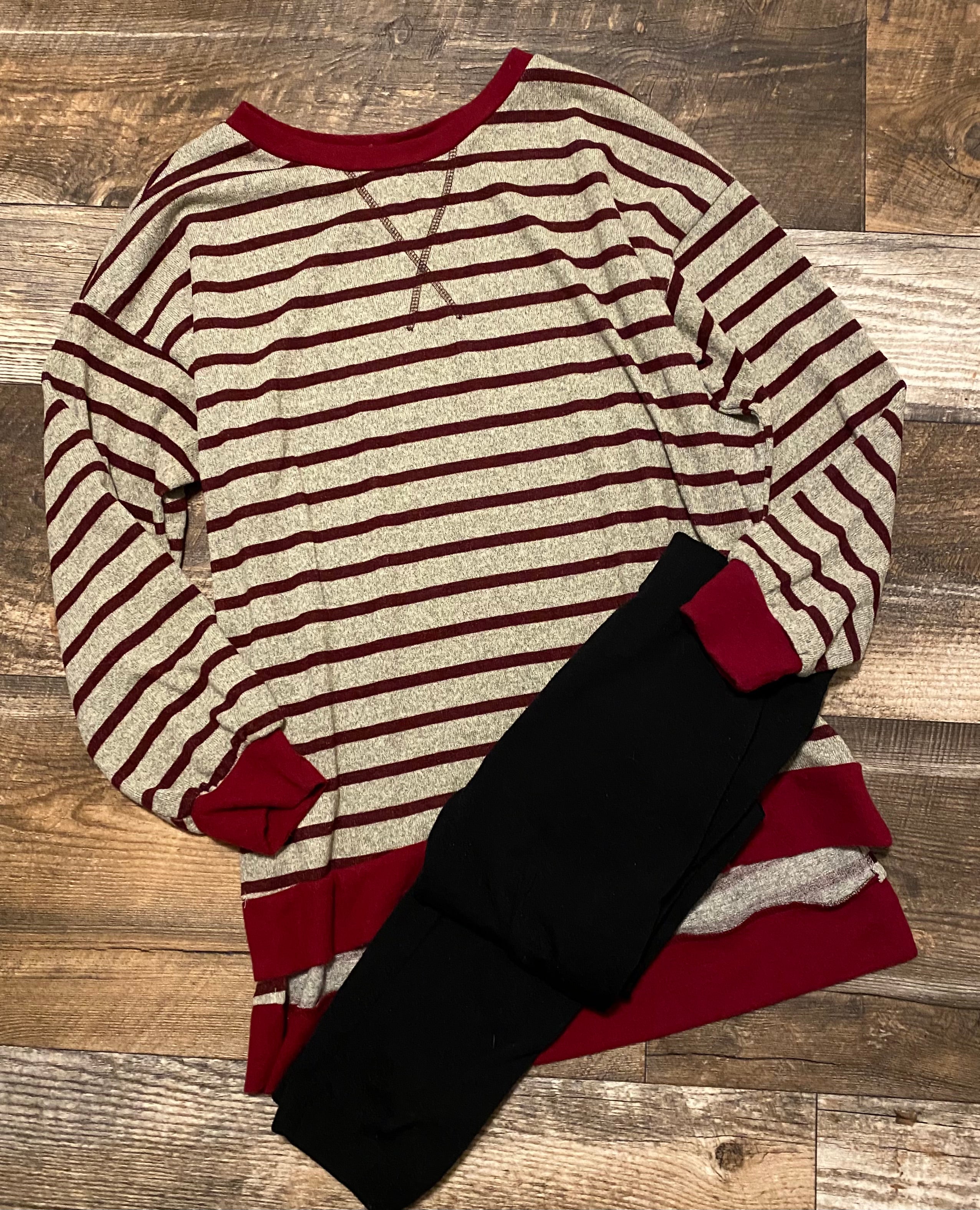 Top - Love me every day striped sweater