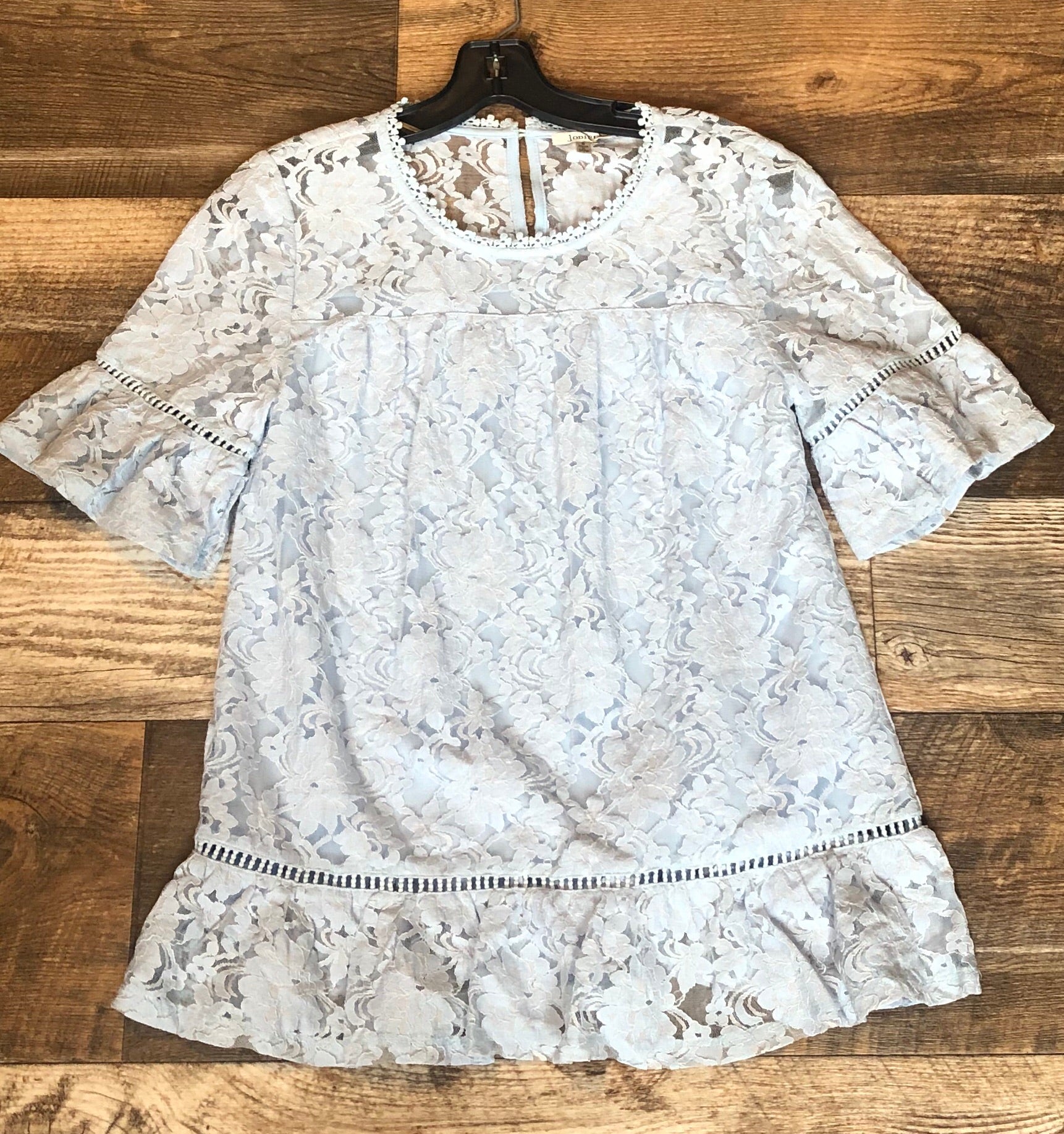 Top - Spring Lace Short Sleeve
