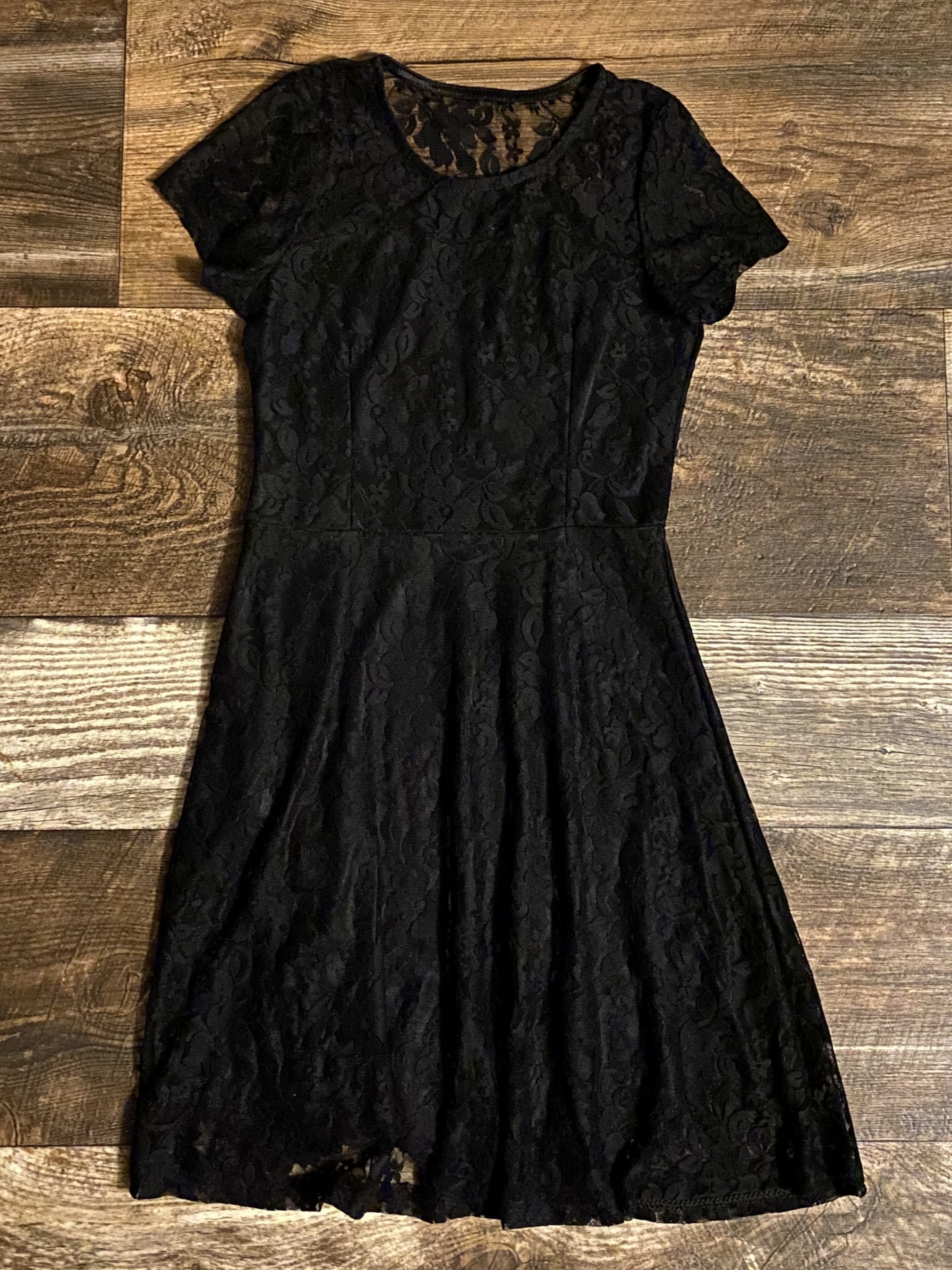 Dress - Little Lacey Lover (XS)